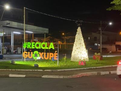 Ação entre secretarias de Cultura Esporte e Turismo e Desenvolvimento Social promove confecção de enfeites para natal de luz