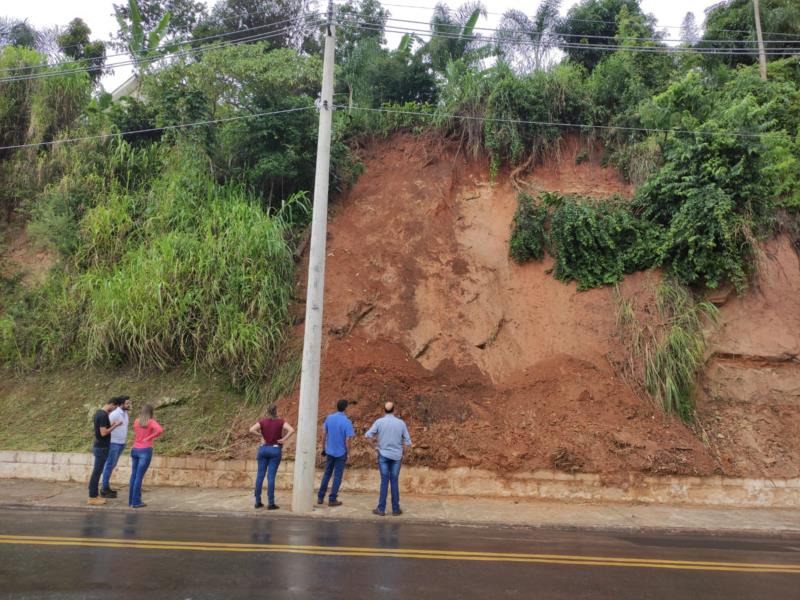 Chuvas: Governo Municipal intensifica vistorias, realiza ações e faz planejamentos de obras emergenciais