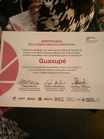 Guaxupé recebe certificação “Selo Cidade Amiga do Audiovisual”