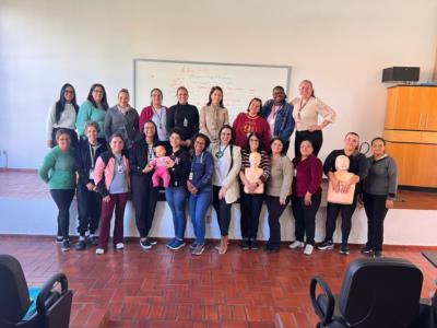 SECRETARIA MUNICIPAL DE EDUCAÇÃO OFERECE CURSO DE PRIMEIROS SOCORROS 