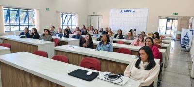 GUAXUPÉ PROMOVE CAPACITAÇÃO EM ODONTOLOGIA DOMICILIAR COM ESPECIALISTAS DE RENOME NACIONAL