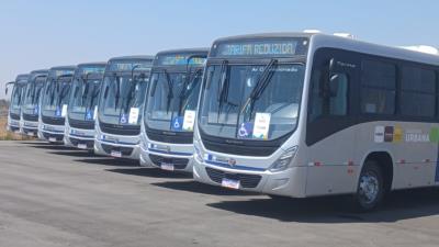 COM APORTE DE 9,6 MILHÕES, PREFEITURA APRESENTA FROTA DE ÔNIBUS DO PROGRAMA TRANSPORTE RENOVADO 