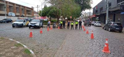 GUAXUPÉ REALIZA SETEMBRO AMARELO NO TRÂNSITO