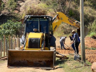 PREFEITURA DE GUAXUPÉ RECONSTRÓI PONTE NO BAIRRO CÓRREGO FUNDO 