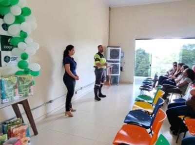 DIMUTRAN REALIZA PALESTRA NA SIPAT COOXUPÉ 2025 SOBRE SEGURANÇA NO TRAJETO