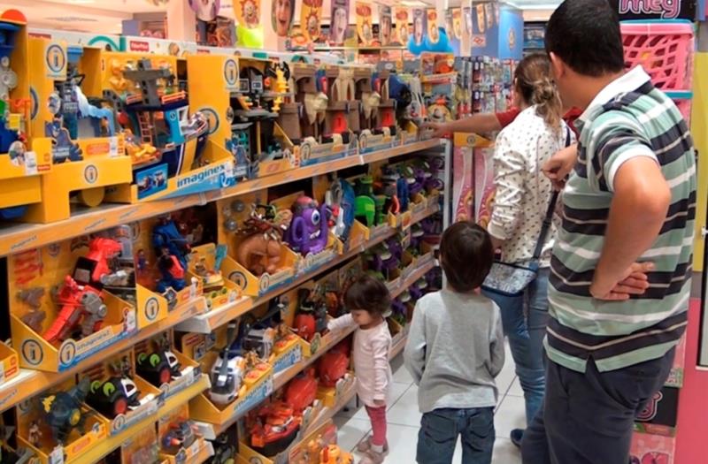 COMÉRCIO REGISTRA EM 2018 AUMENTO DE 20 A 40% DURANTE O NATAL DE LUZ EM RELAÇÃO AO ANO PASSADO